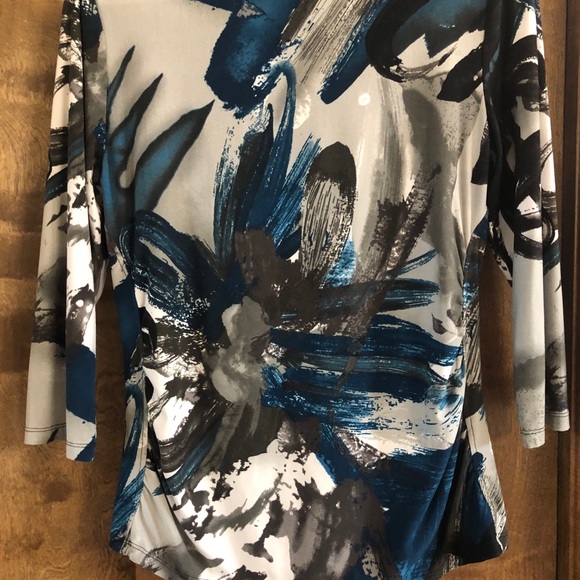 Dress blouse - Picture 2 of 3